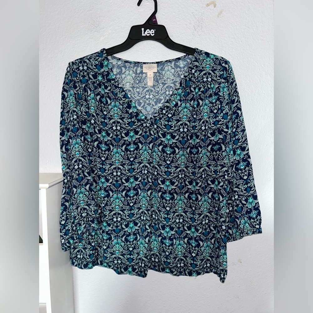 Women's Navy Floral V-Neck Blouse - Lee